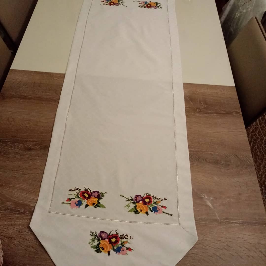 Çok Renkli Çiçek Motifli Uzun Koşu